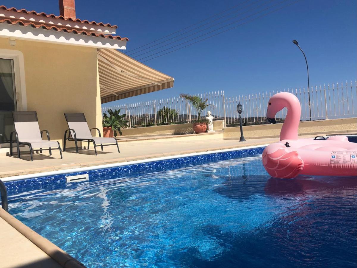 Peyia Palm Villa パ フォス エクステリア 写真